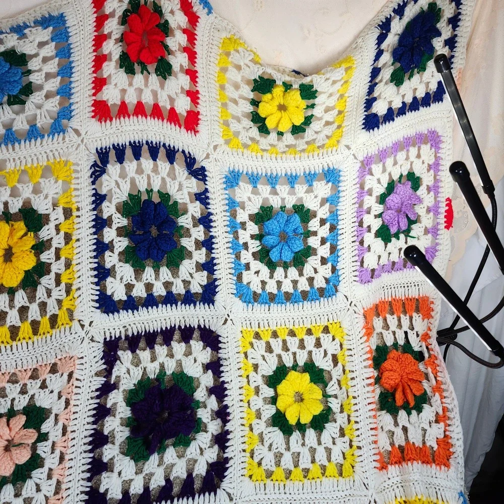 Handmade Afghan Blanket Multi-Color Floral Granny Square Cottagecore‎ 50x70